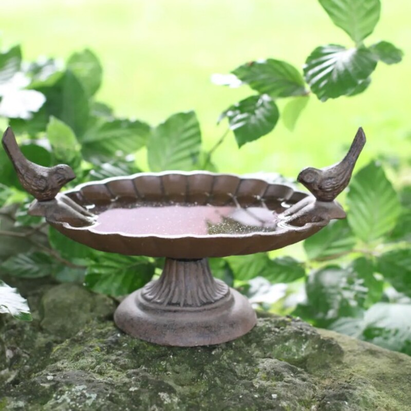 Esschert Design Litinové pítko na podstavci se dvěma ptáčky