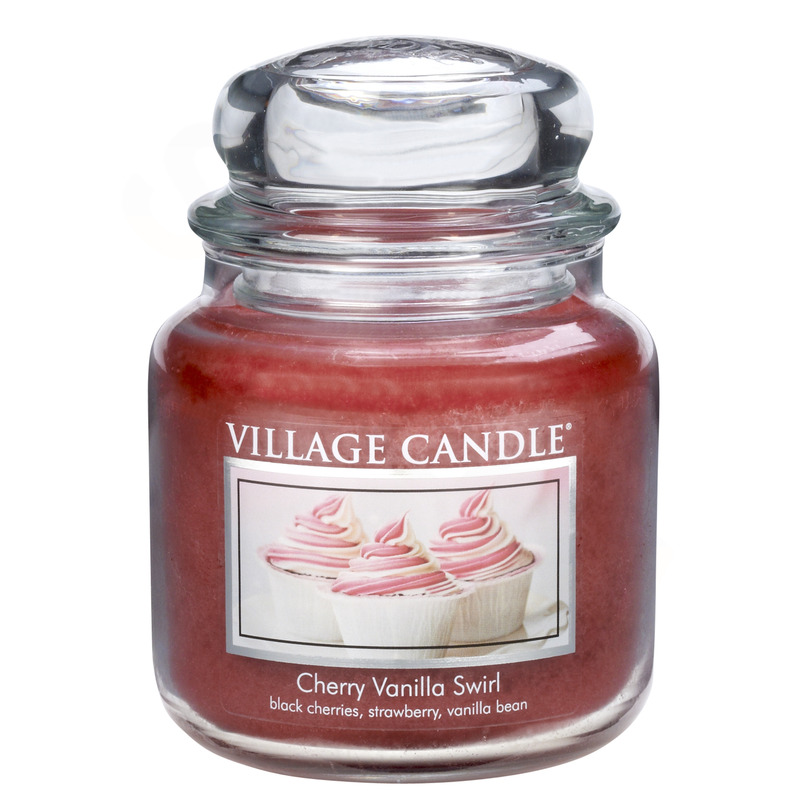 Village Candle Střední vonná svíčka ve skle Cherry Vanilla Swirl 397g - Višeň a vanilka