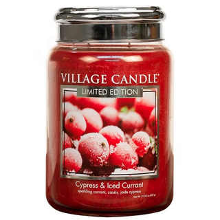 Village Candle Velká vonná svíčka ve skle Cypress and Iced Currant 645g - Cypřiš a zamrzlý rybíz