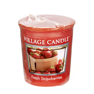 Village Candle Votivní svíčka Fresh Strawberries 57g - Čerstvé jahody